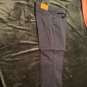 Lucky brand Slim 121 men’s pants